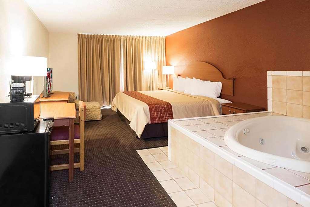 Days Inn By Wyndham Williamsport Rum bild
